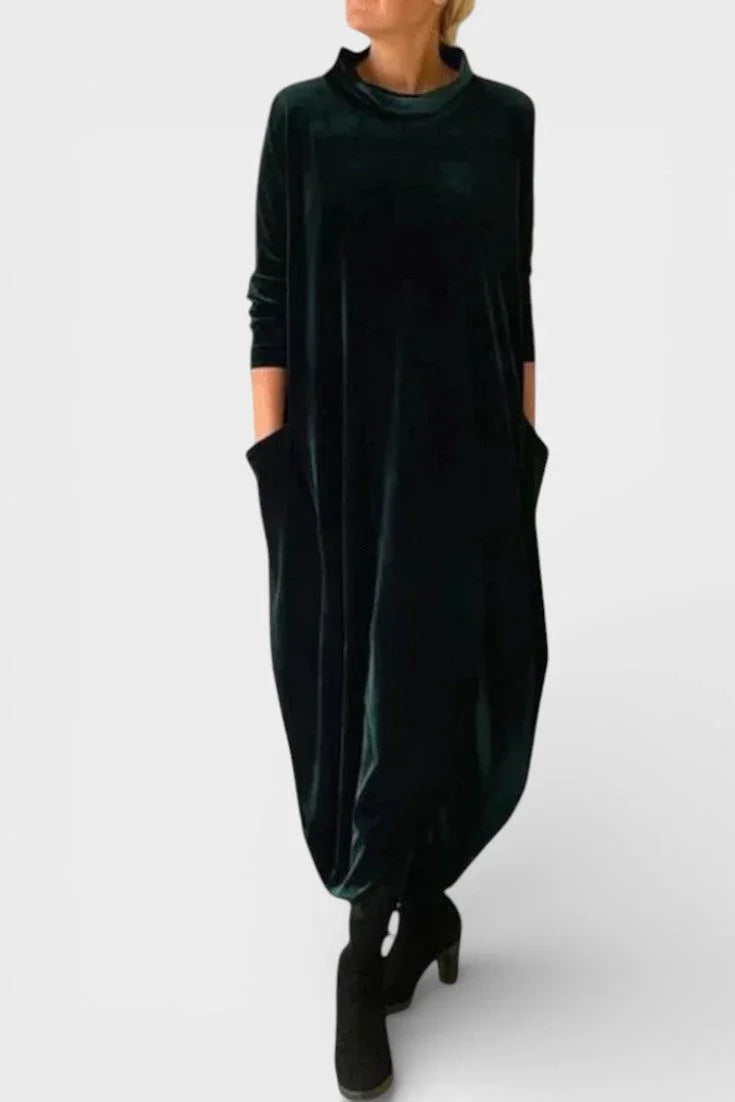 Saskia | Elegantné sametové šaty s kapsami