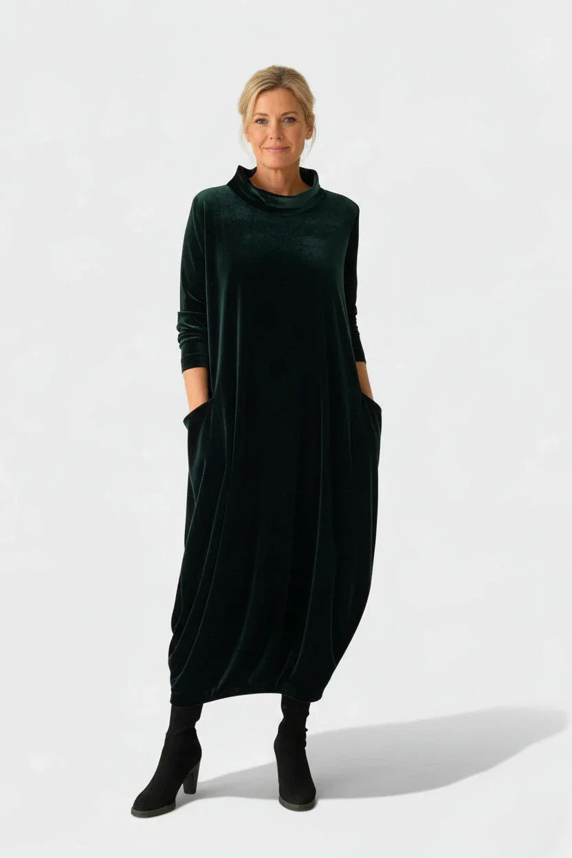 Saskia | Elegantné sametové šaty s kapsami